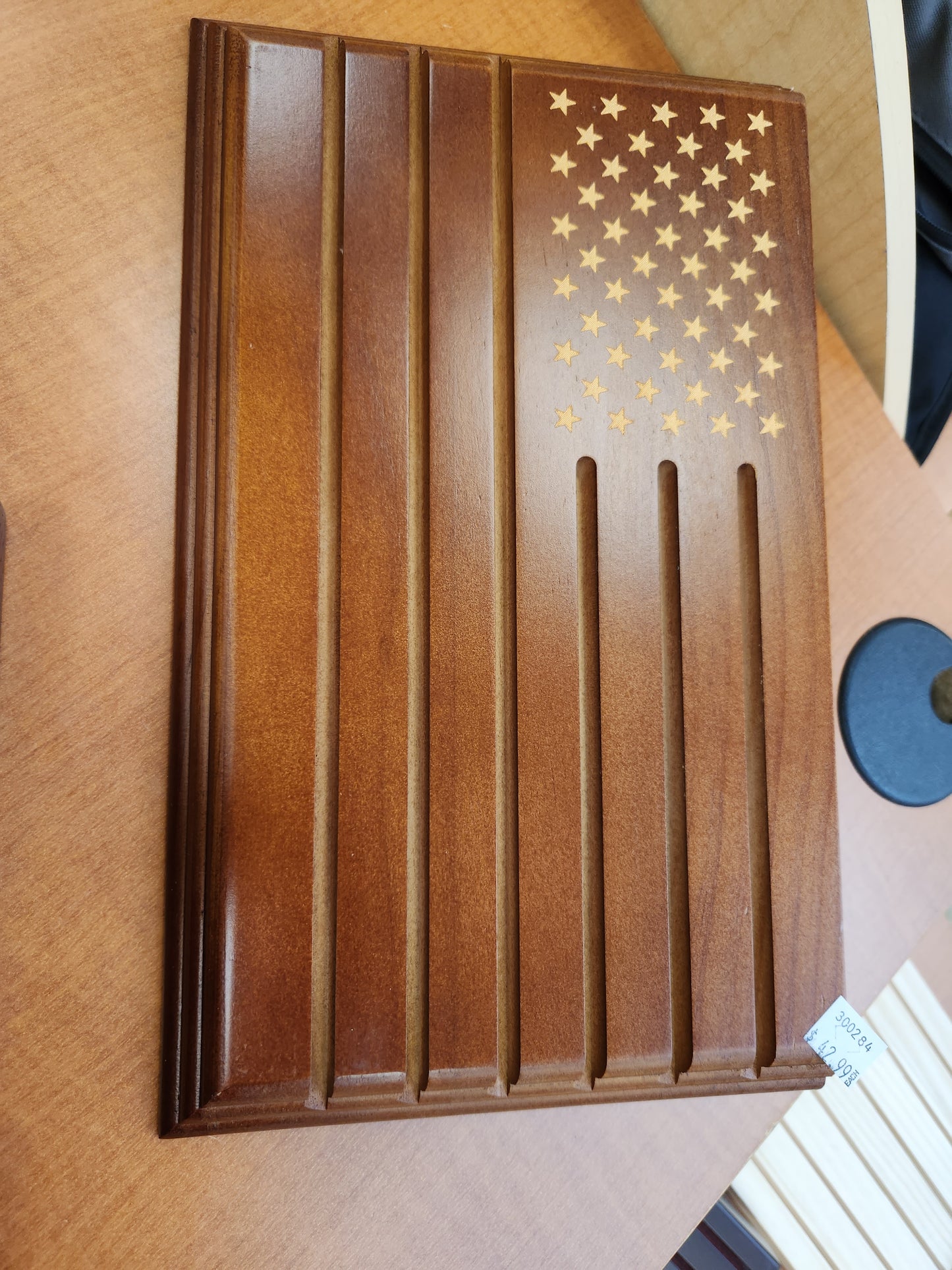Brown raised rack