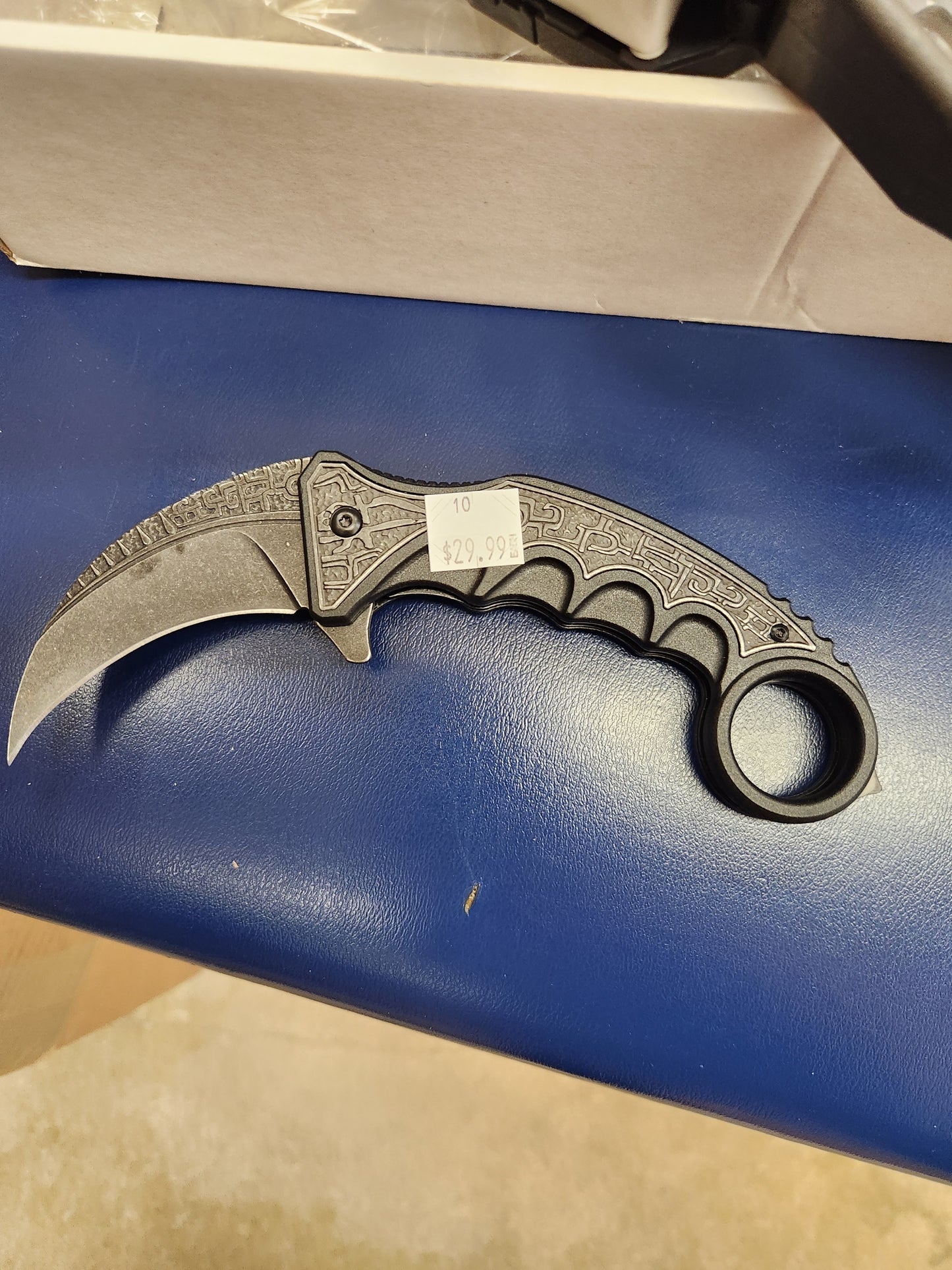 Knife (10)