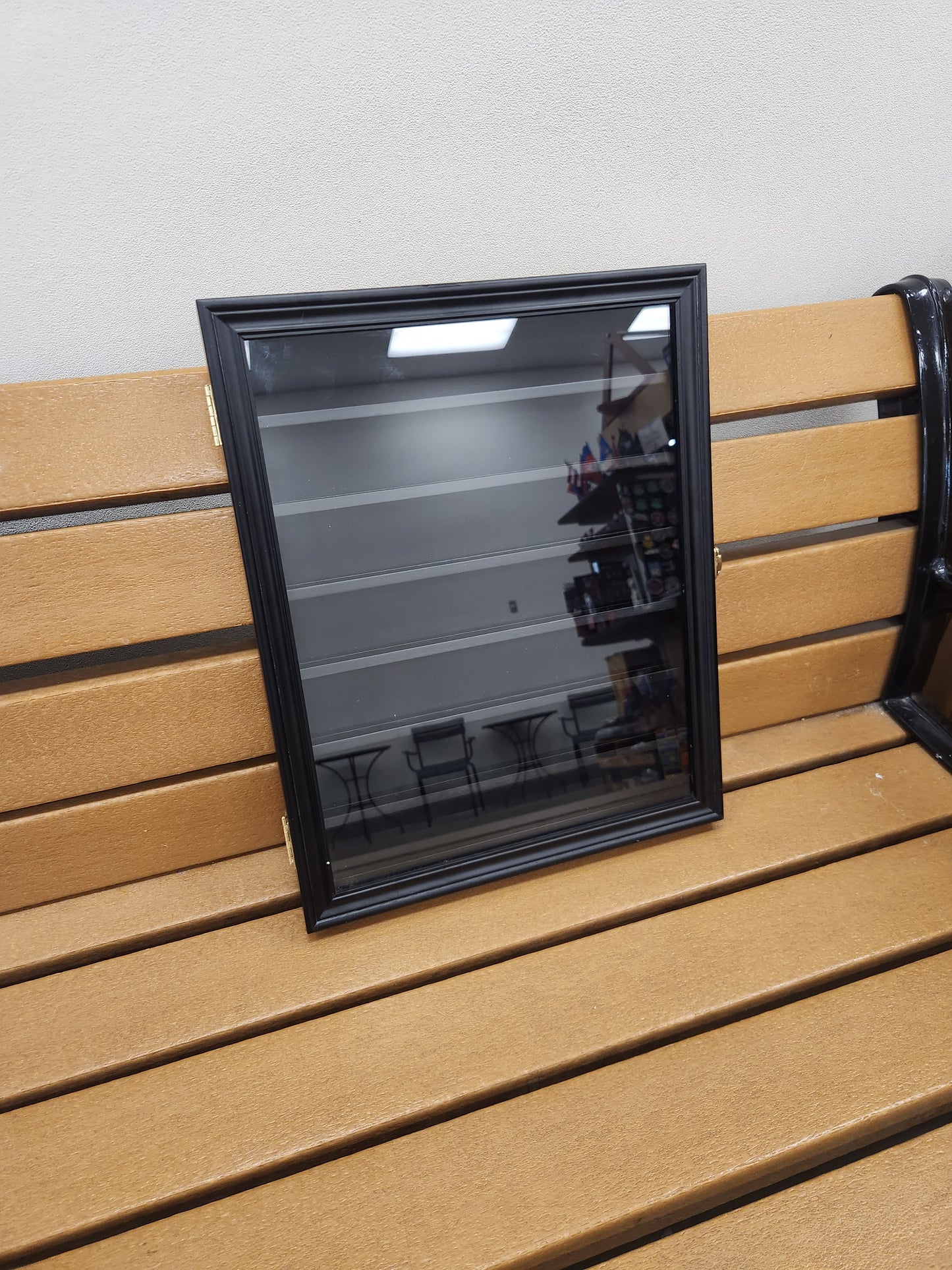 Glass cover display