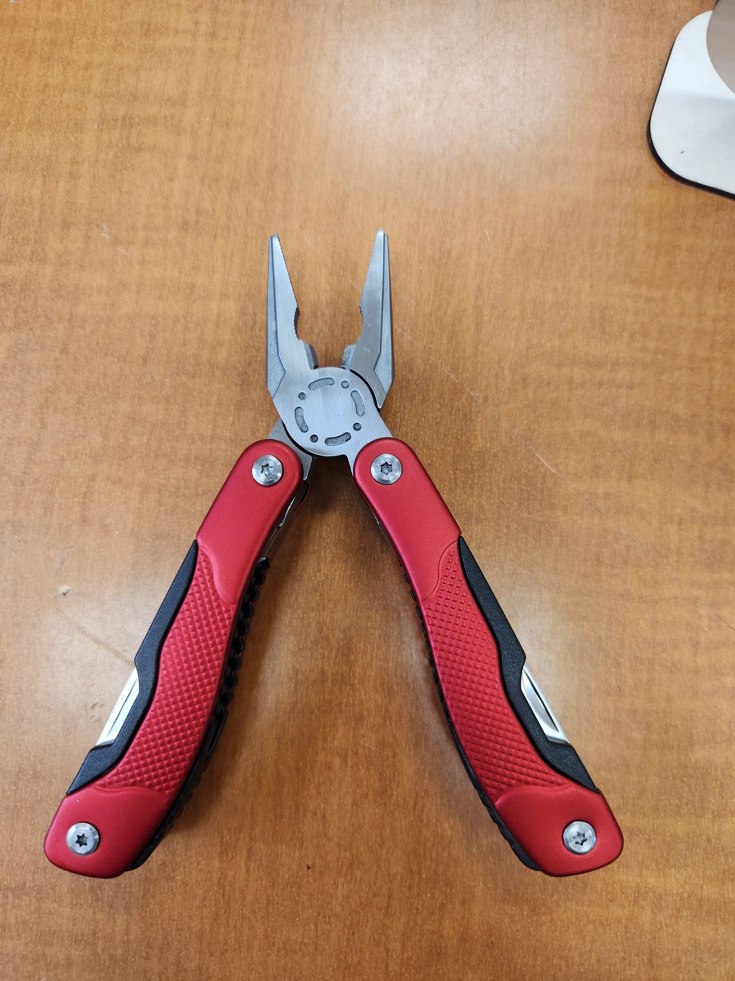 Multi tool (46)