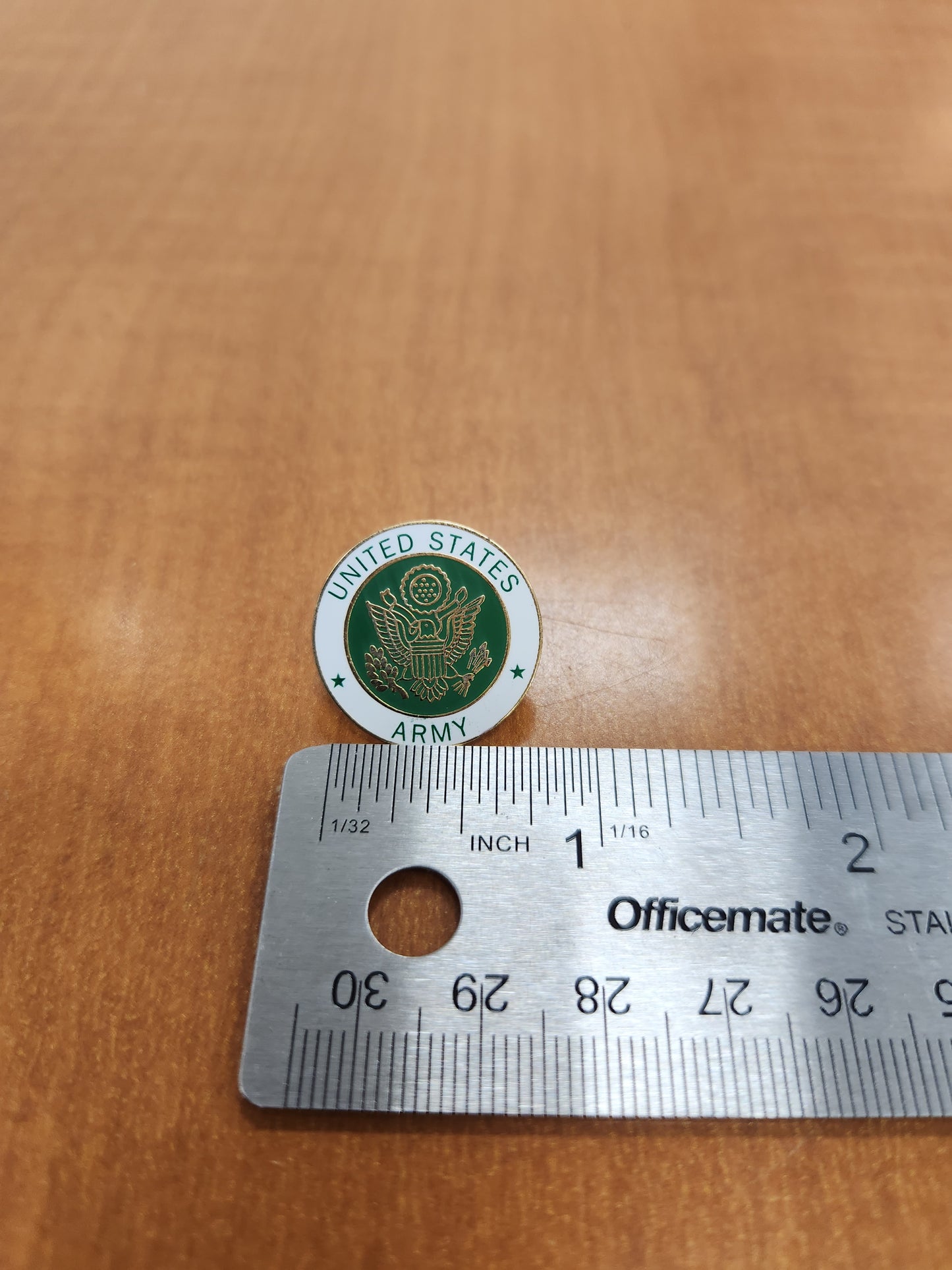 United States army circle lapel