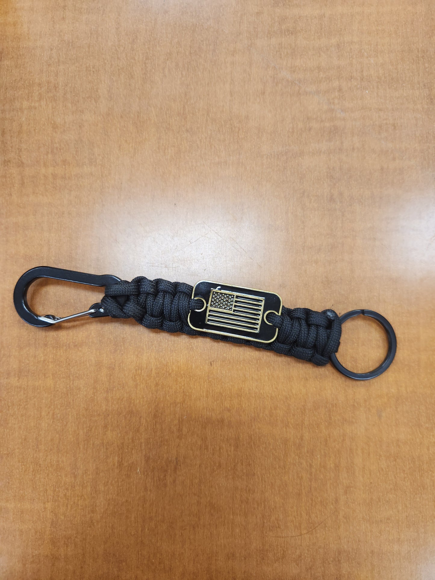 Flag paracord keychain