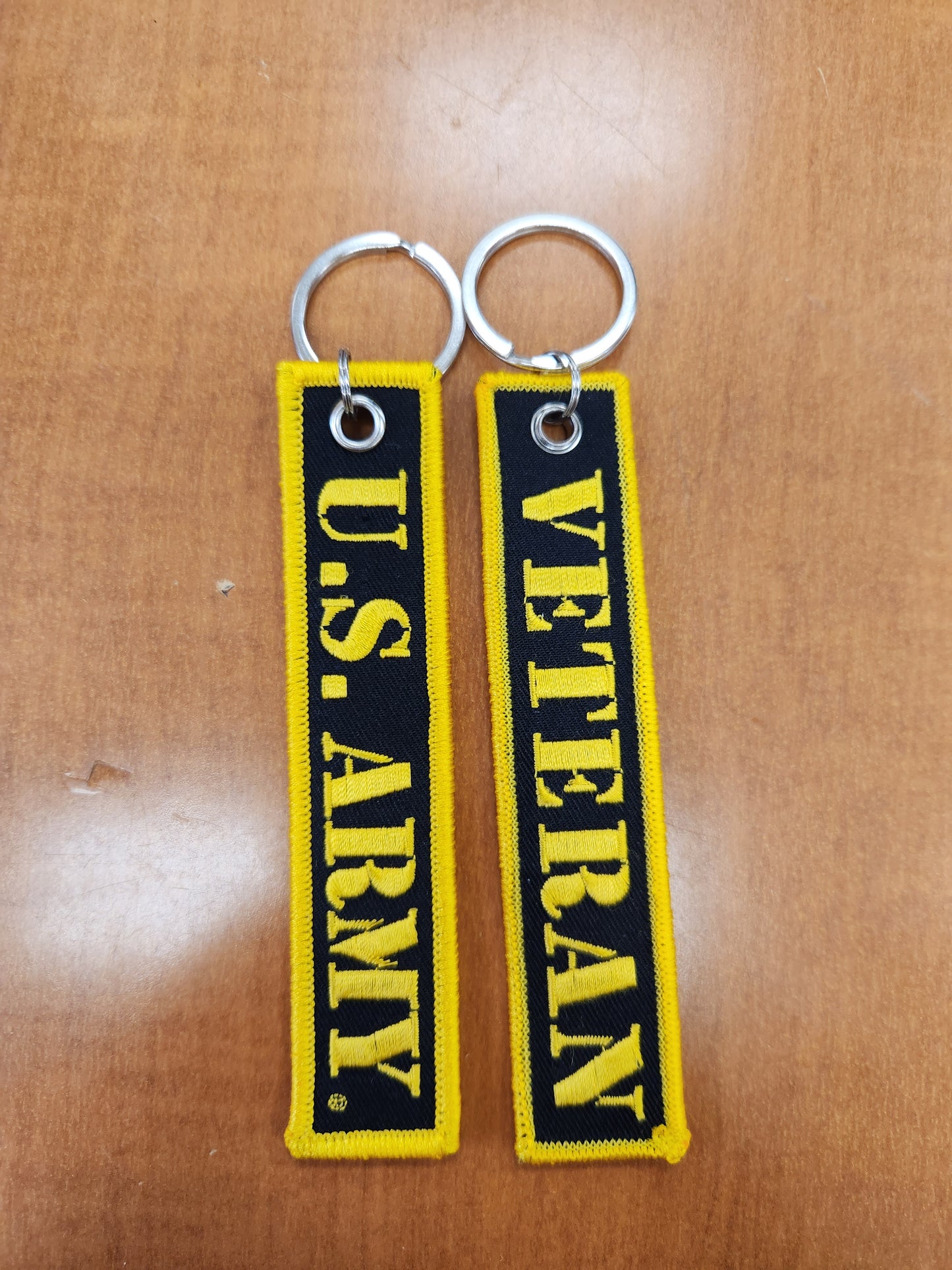 Us army veteran strip keychain