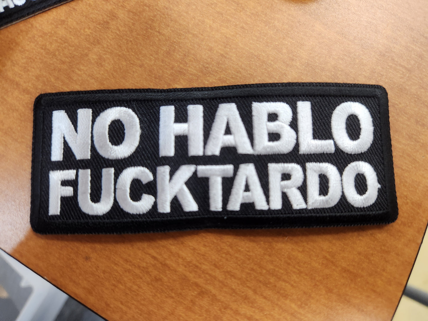 No hablo fucktardo