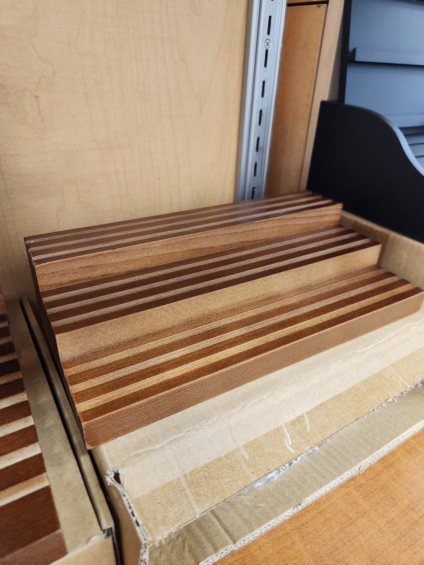 3 tiered coin display