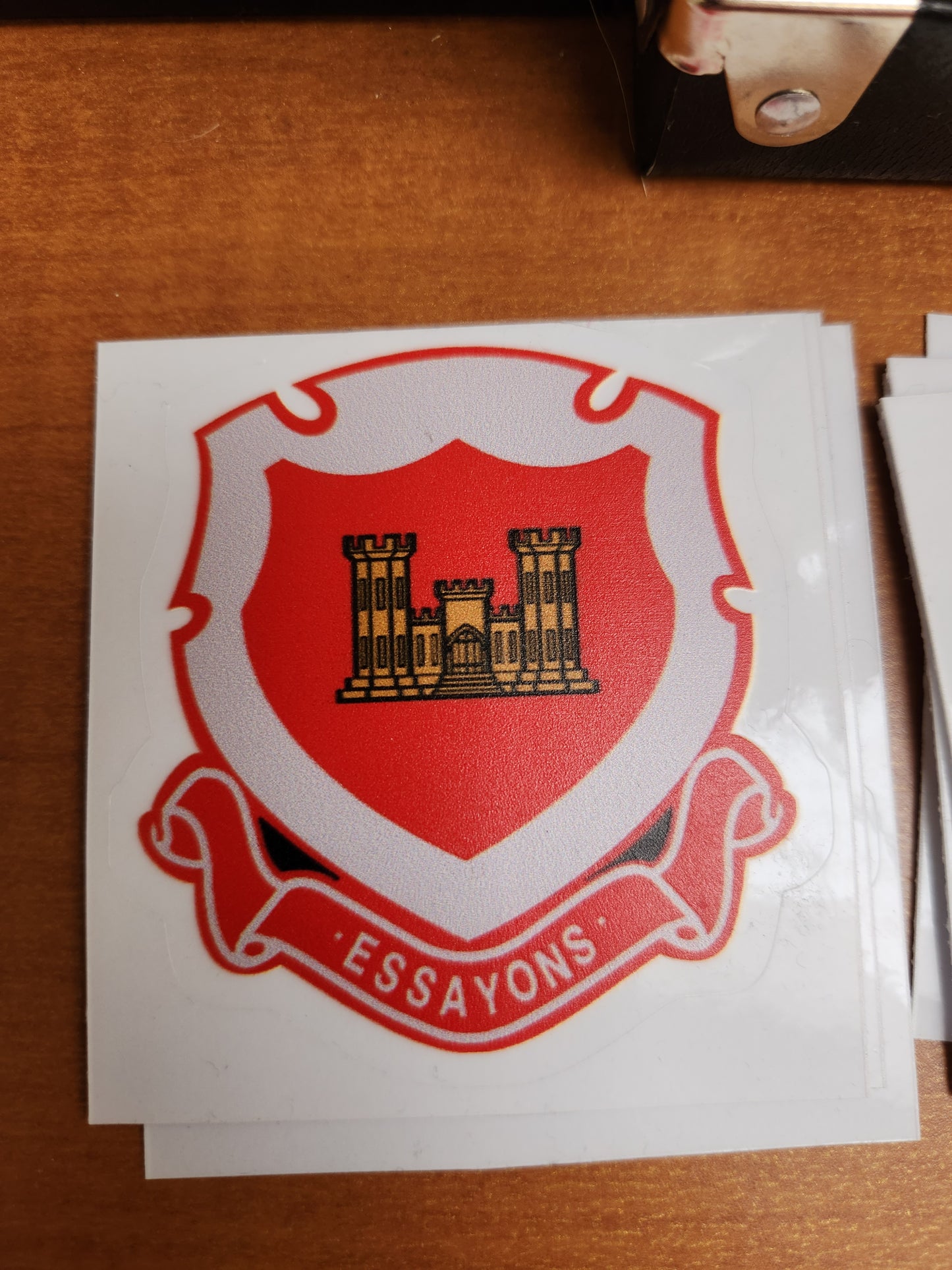 Essayons